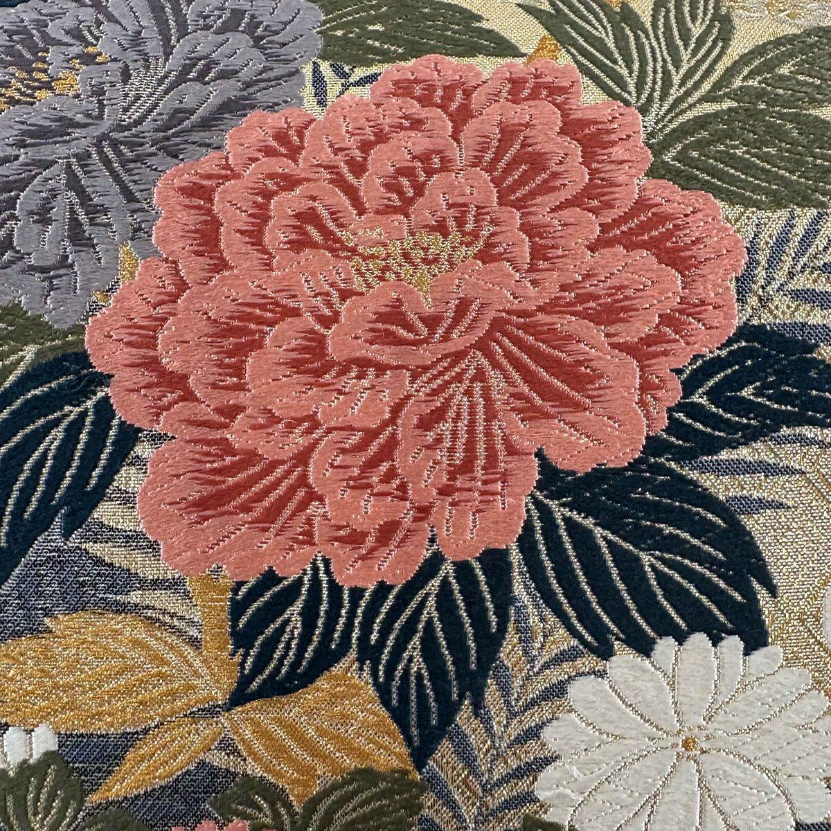 【美品】 袋帶 秀品級 萬華集 牡丹 菊花 刺繡 金線 灰色 六通 純蠶絲