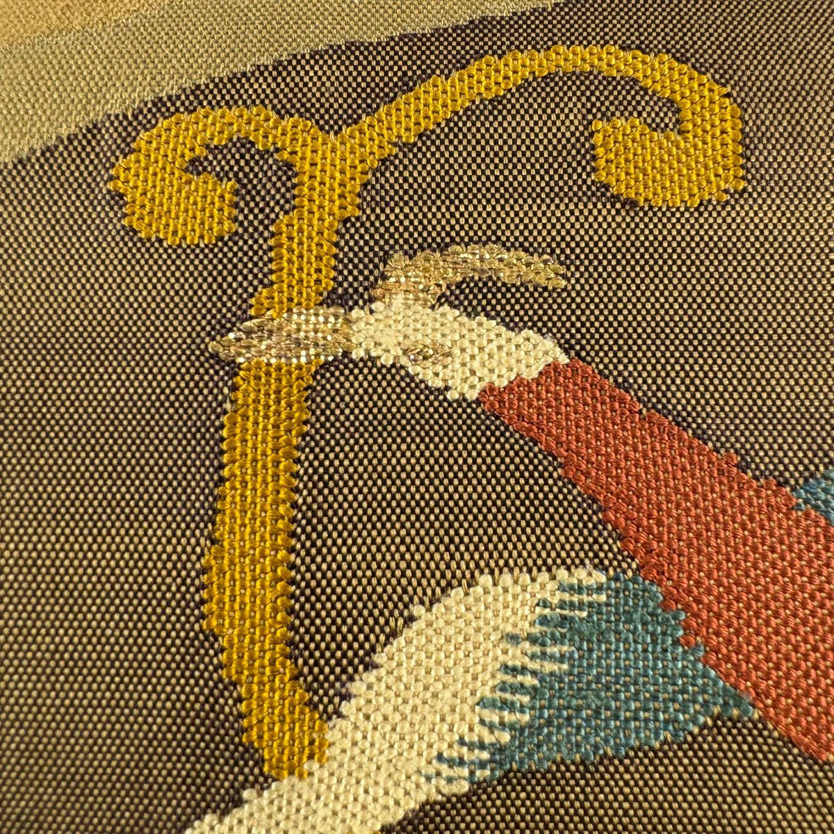 【美品】 袋帶 秀品級 紬織織 花喰鳥 花 金絲 黃土色 大鼓圖案 純蠶絲