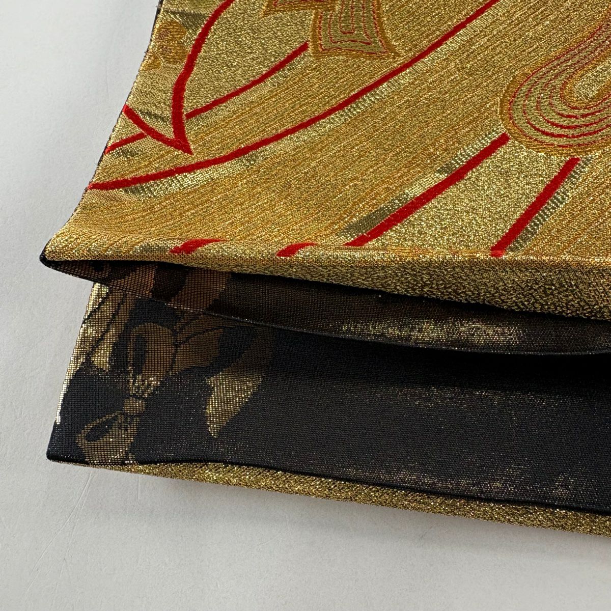 【美品】 袋帶 秀品級 束捲熨斗紋 花唐草紋 金絲 金金箔 金色 全通 純蠶絲