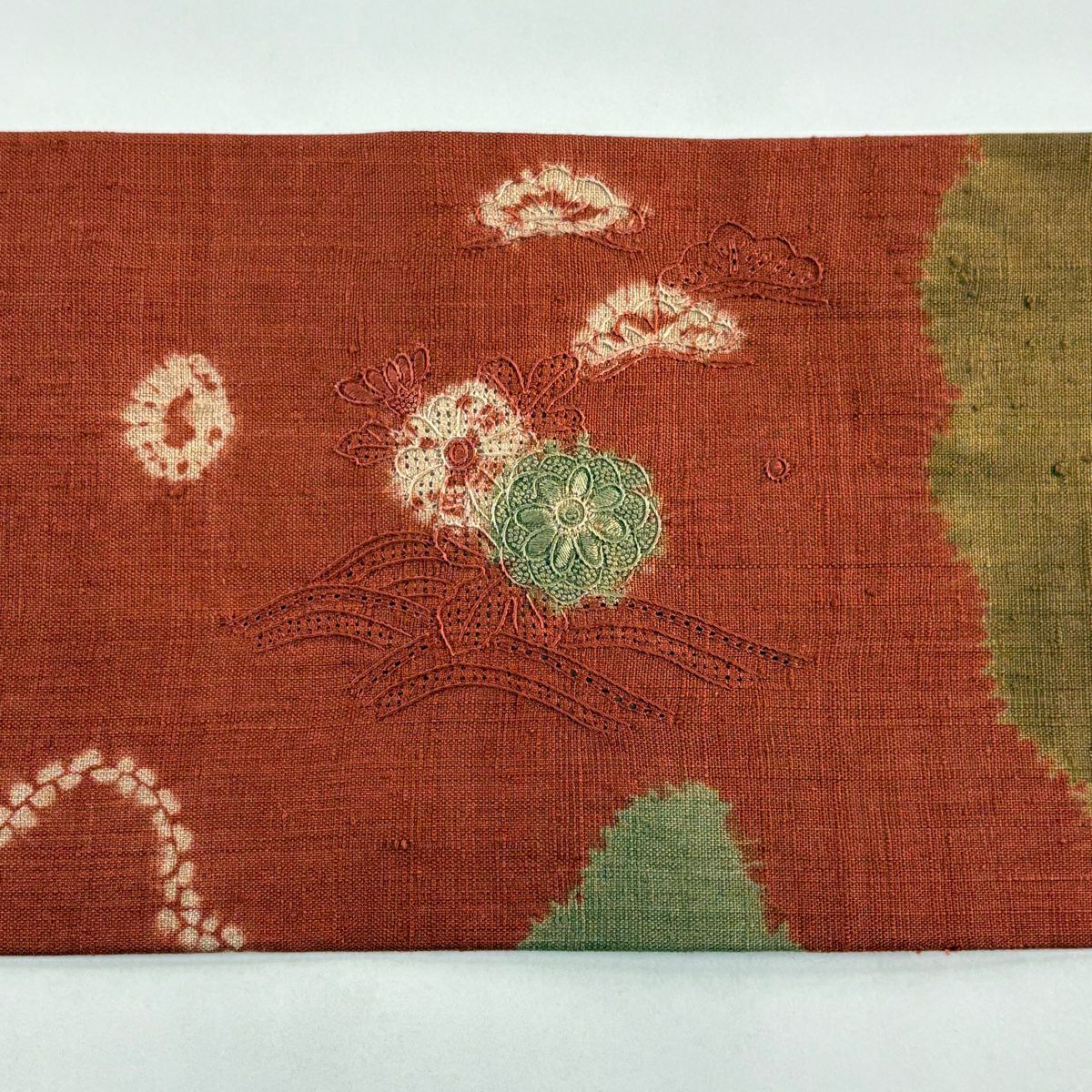 【美品】名古屋帶 優品級 紬織織布 反物 花鳥 絞染 刺繡 紅茶 純蠶絲