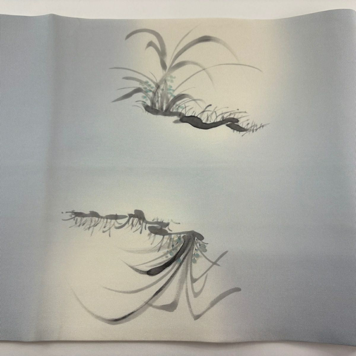 開口名古屋帶 秀品級 附有落款 鳥 草花紋紋 漸層 青灰色 純蠶絲