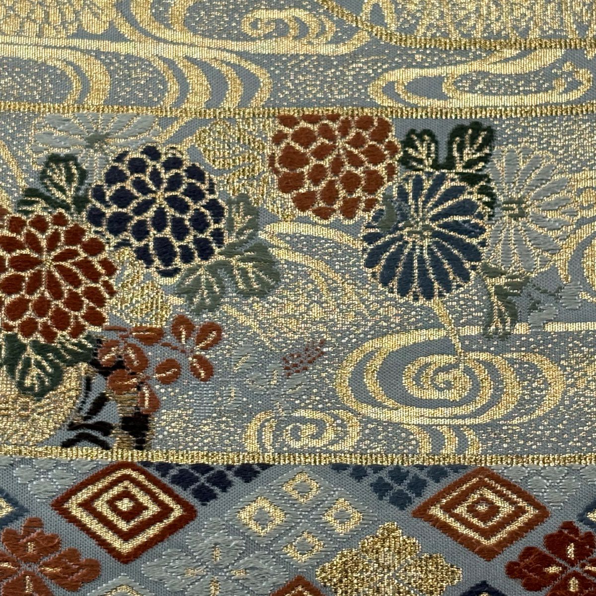 【美品】 袋帶 秀品級 草花紋 蝶 唐織 金金箔 灰 深藍 六通 純蠶絲