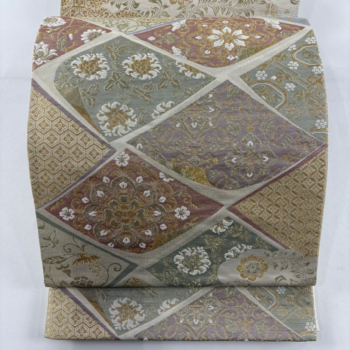 【美品】 袋帶 秀品級 華紋 花唐草紋 金絲 米色 六通 純蠶絲