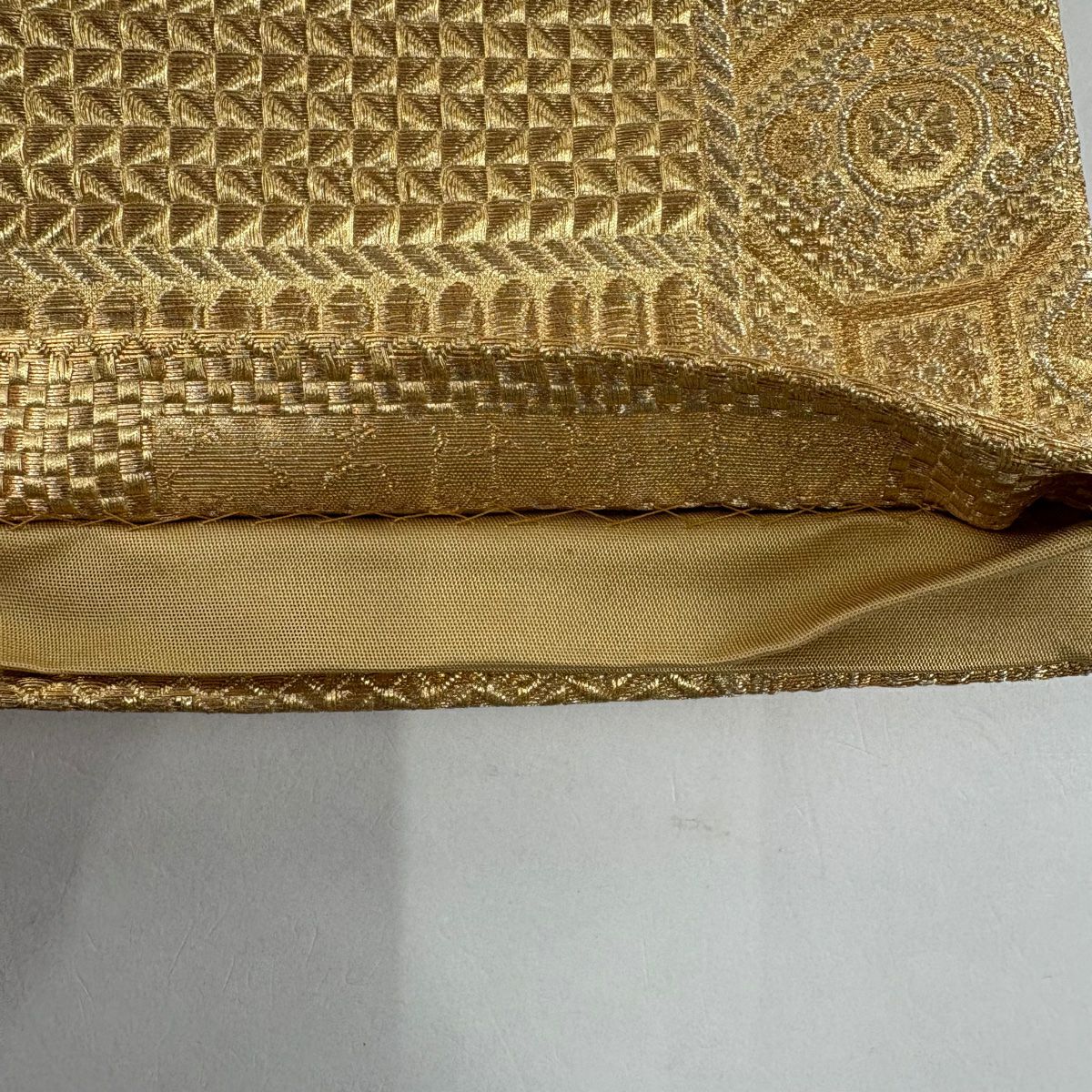 【美品】 袋帶 秀品級 桐 草花紋 金銀彩 金金箔 金 六通 純蠶絲