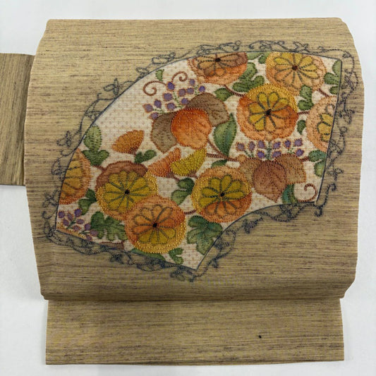 【美品】 名古屋帶 優品級 紬織織 菊花花 扇子面 刺繡 金金箔 米色 純蠶絲