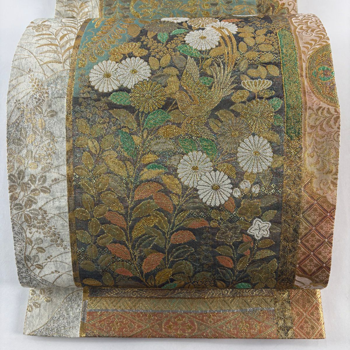 【美品】 袋帶 秀品級 鳥 草花紋 金金箔 黑灰 六通 純蠶絲