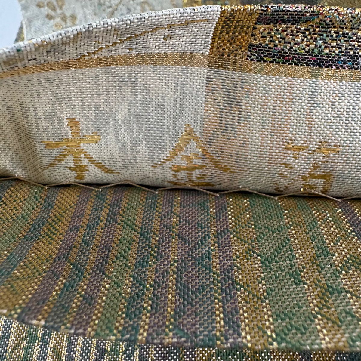 【美品】 袋帶 秀品級 鳥 草花紋 金金箔 黑灰 六通 純蠶絲
