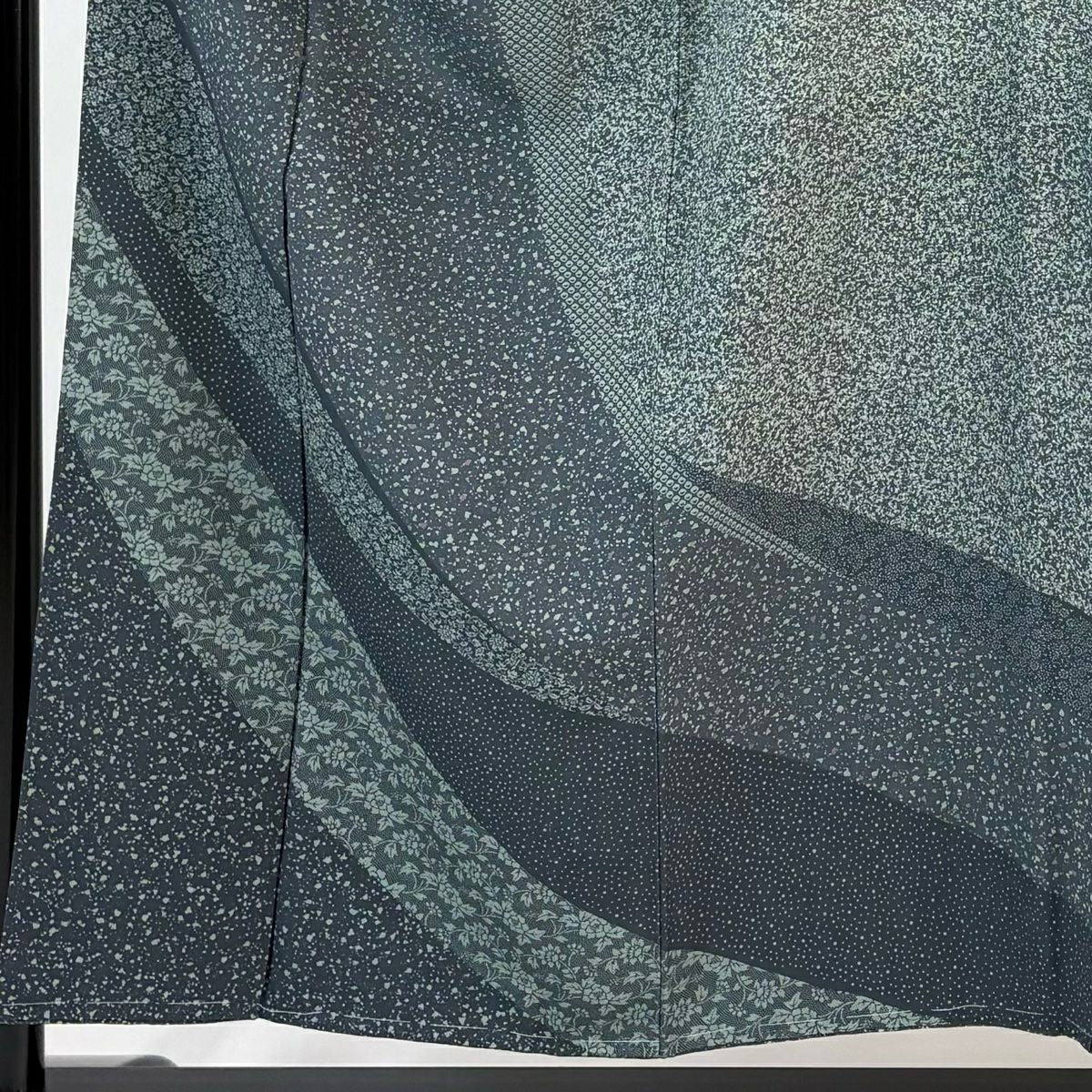 【美品】訪問服 身長153cm 袖長64.5cm M 雙層 紬織織 花唐草紋 幾何學 染分 灰綠 純蠶絲 秀品級