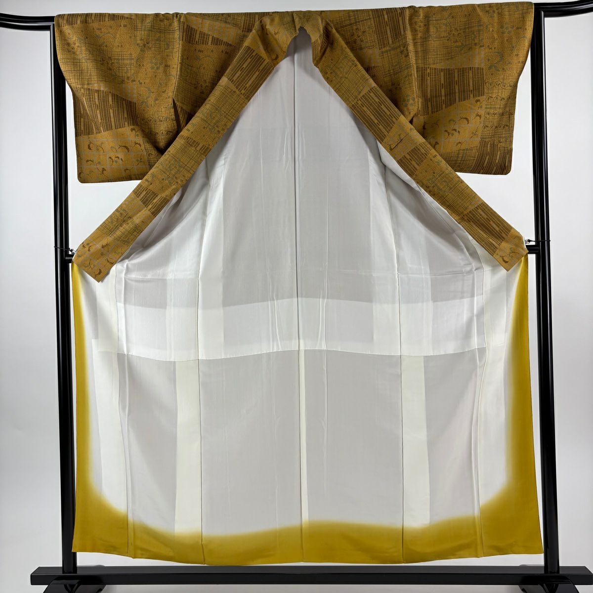 【美品】 小紋 身長158cm 袖長64cm M 雙層 紬織織 花唐草紋 龜甲絣 山吹茶 純蠶絲 秀品級