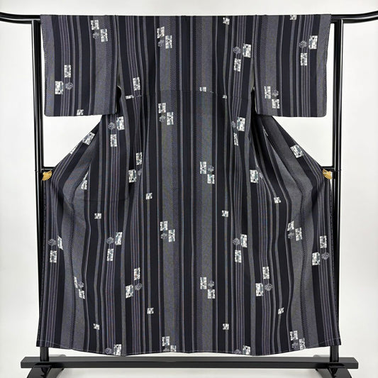 【美品】 小紋 身長155.5cm 袖長62cm S 雙層 縱條 幾何圖案 黑 純蠶絲 秀品級