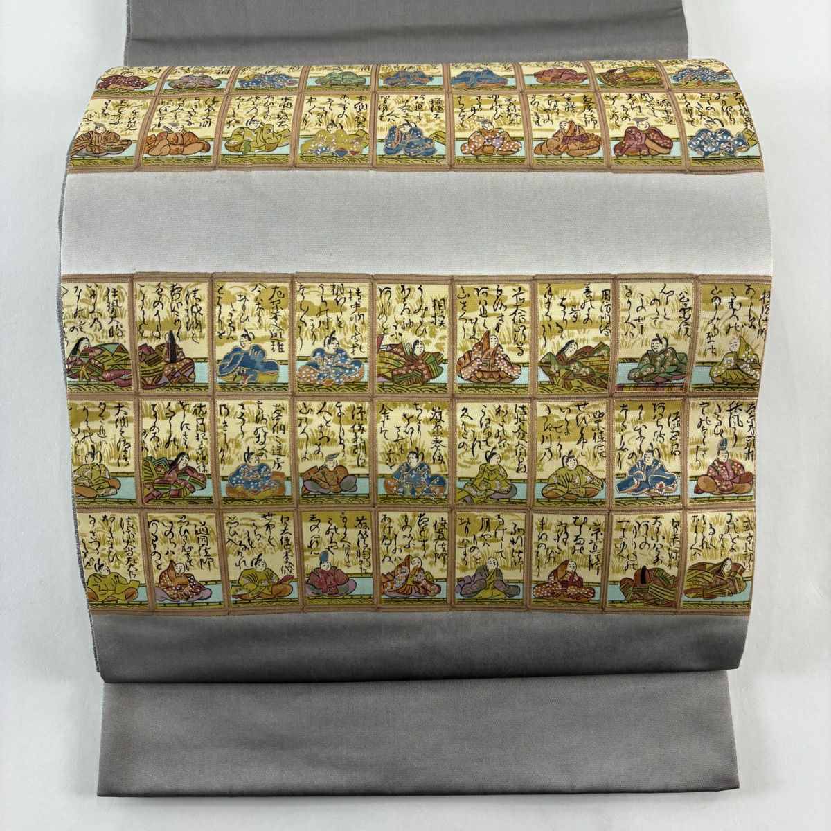 【美品】 袋帶 名品級 樽本伊勢藏 落款あり 百人一首 姫 金銀彩 漸層 灰色 大鼓圖案 純蠶絲