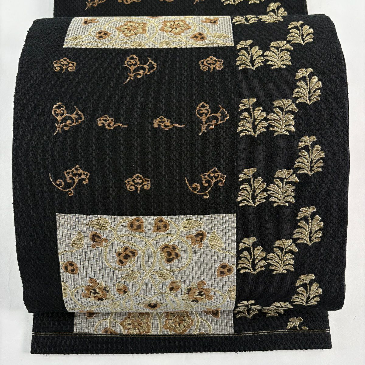 【美品】 袋帶 名品級 花唐草紋 草花紋 金銀彩 黑 六通 純蠶絲