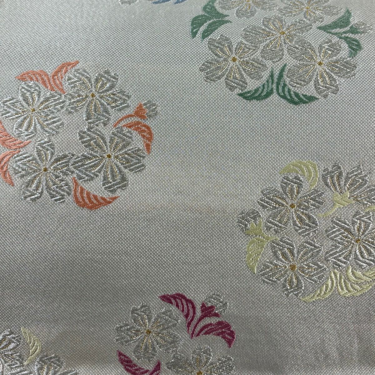【美品】 袋帶 名品級 櫻花 唐織 金銀線 銀色 六通 純蠶絲
