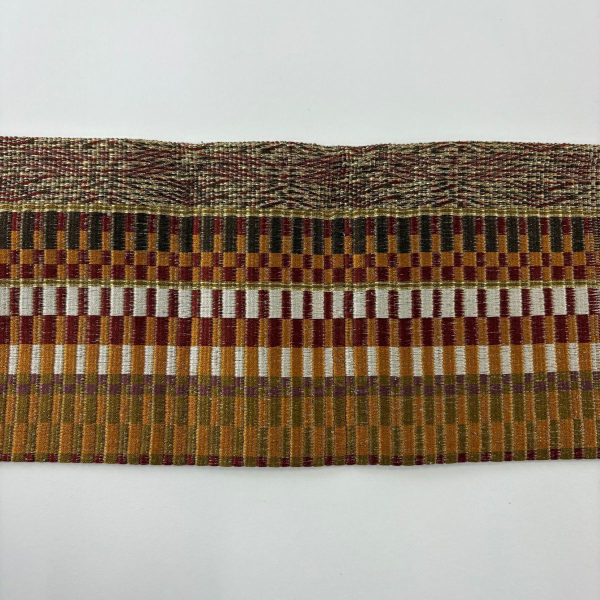 【美品】 名古屋帶 名品級 幾何圖案 金絲 刺繡 黃土色 純蠶絲