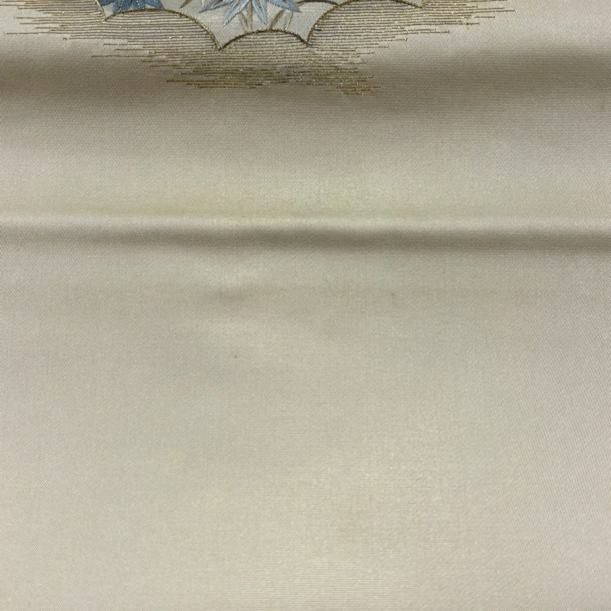 【美品】 袋帶 名品級 花鳥 松樹竹子梅花 金絲 刺繡 米色 大鼓圖案 純蠶絲