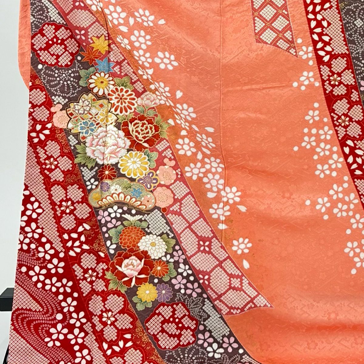【美品】振袖禮服 身長178cm 袖長70.5cm L 雙層 熨斗紋 牡丹刺繡 金彩裝飾 鮭粉色 純蠶絲 名品級