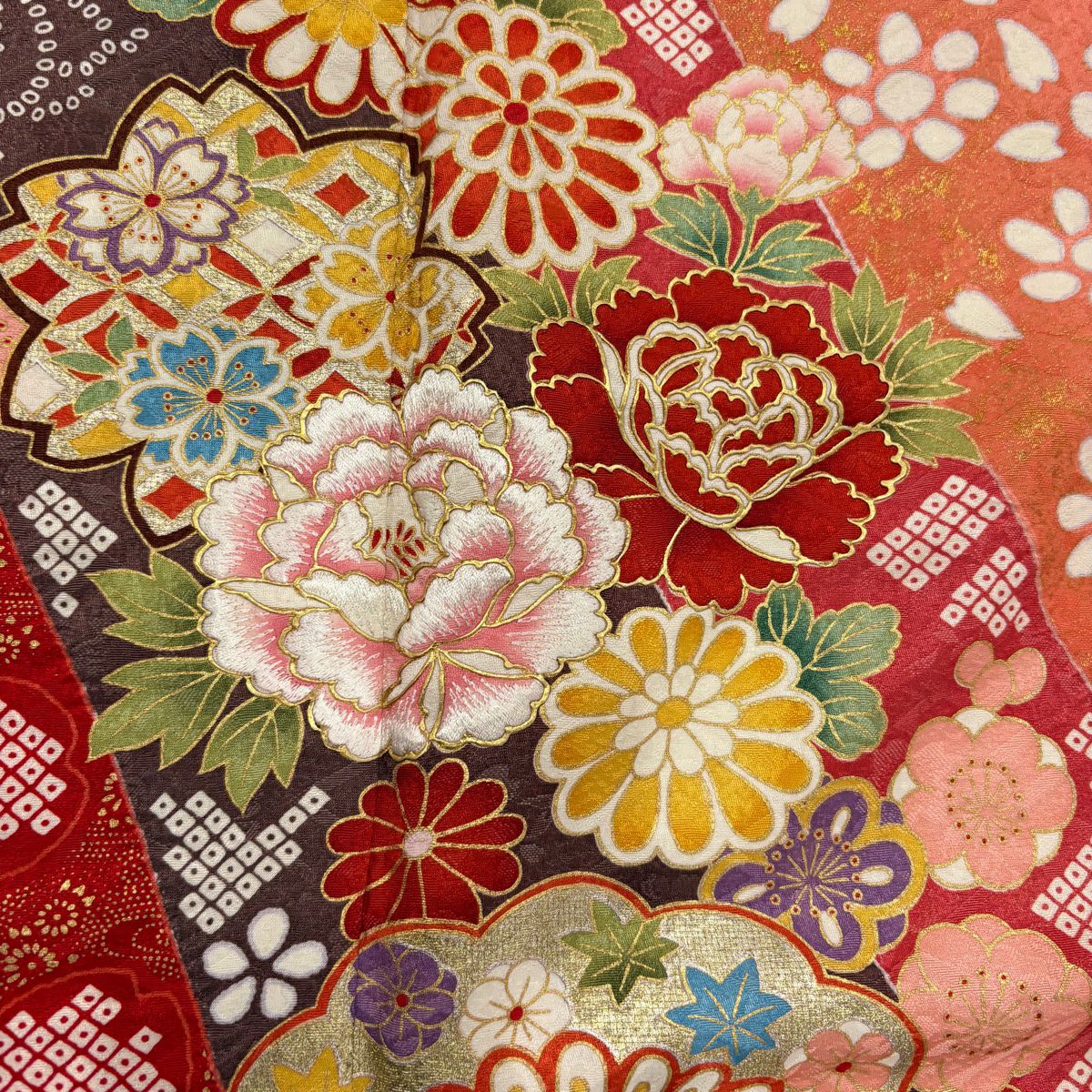 【美品】振袖禮服 身長178cm 袖長70.5cm L 雙層 熨斗紋 牡丹刺繡 金彩裝飾 鮭粉色 純蠶絲 名品級