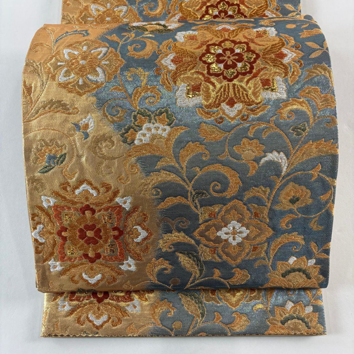 【美品】 袋帶 秀品級 華紋 草花紋 金糸 金金箔 青 六通 純蠶絲