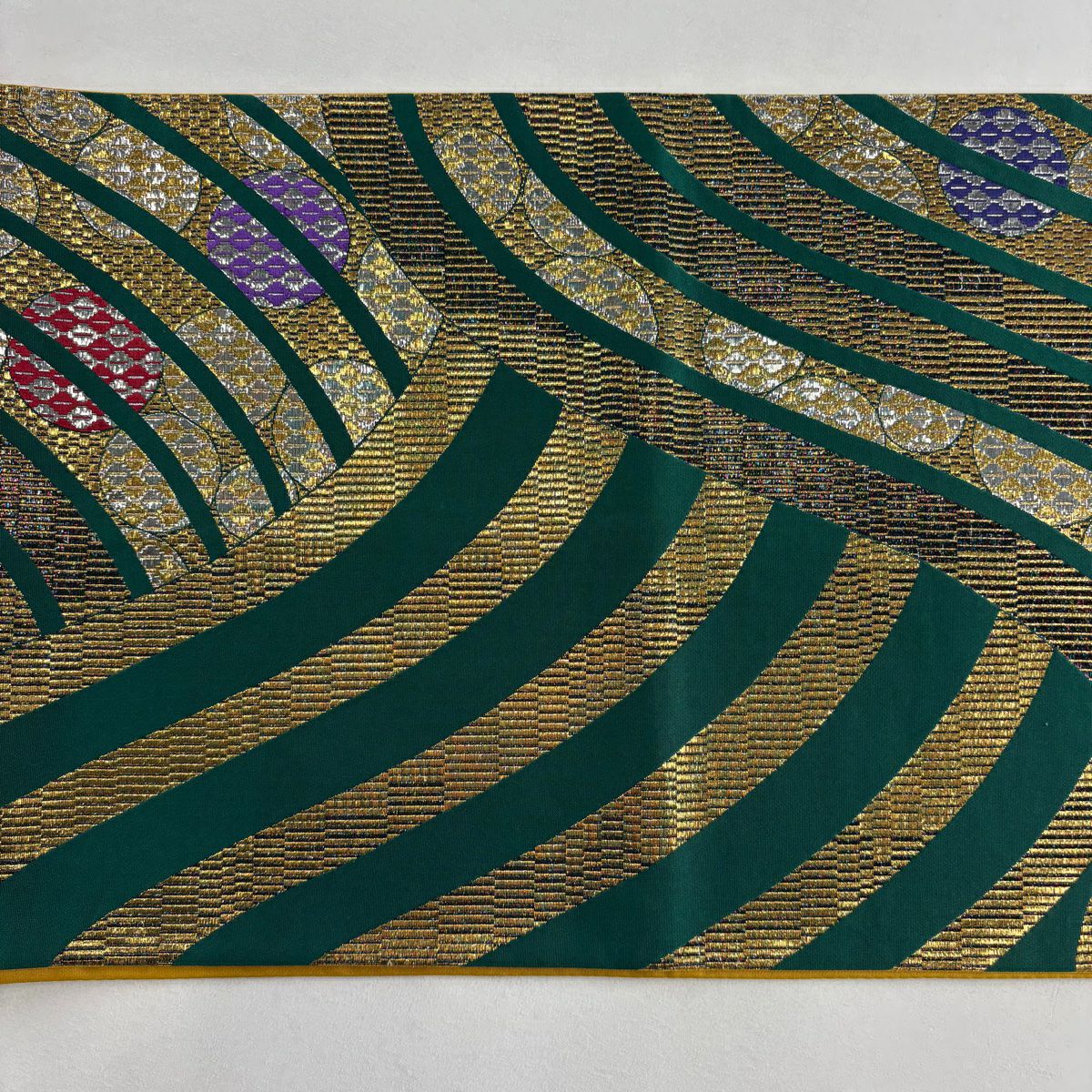 【美品】 袋帶 秀品級 振袖禮服禮服向き 幾何學 圓紋 金金箔 綠 六通 純蠶絲