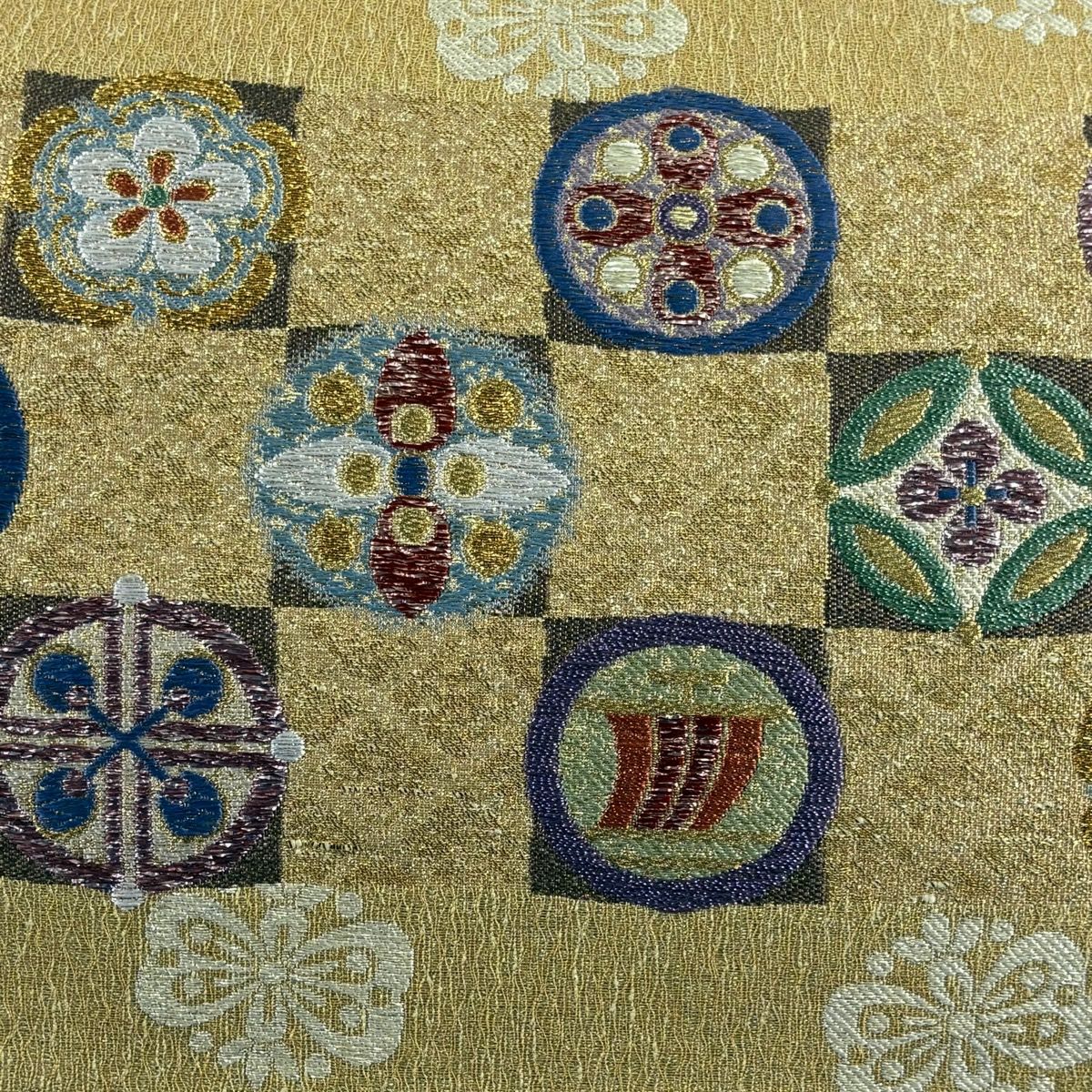 【美品】 袋帶 名品級 大和 松樹梅花 七寶 金金箔 唐織 金色 六通 純蠶絲