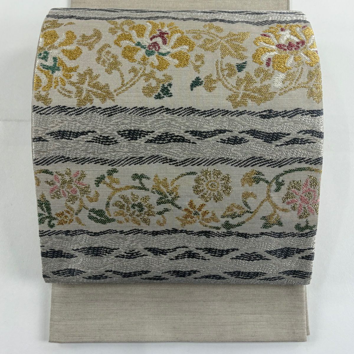 【美品】 袋帶 秀品級 花唐草紋 波 金金箔 銀線 灰茶 お太鼓圖案 純蠶絲