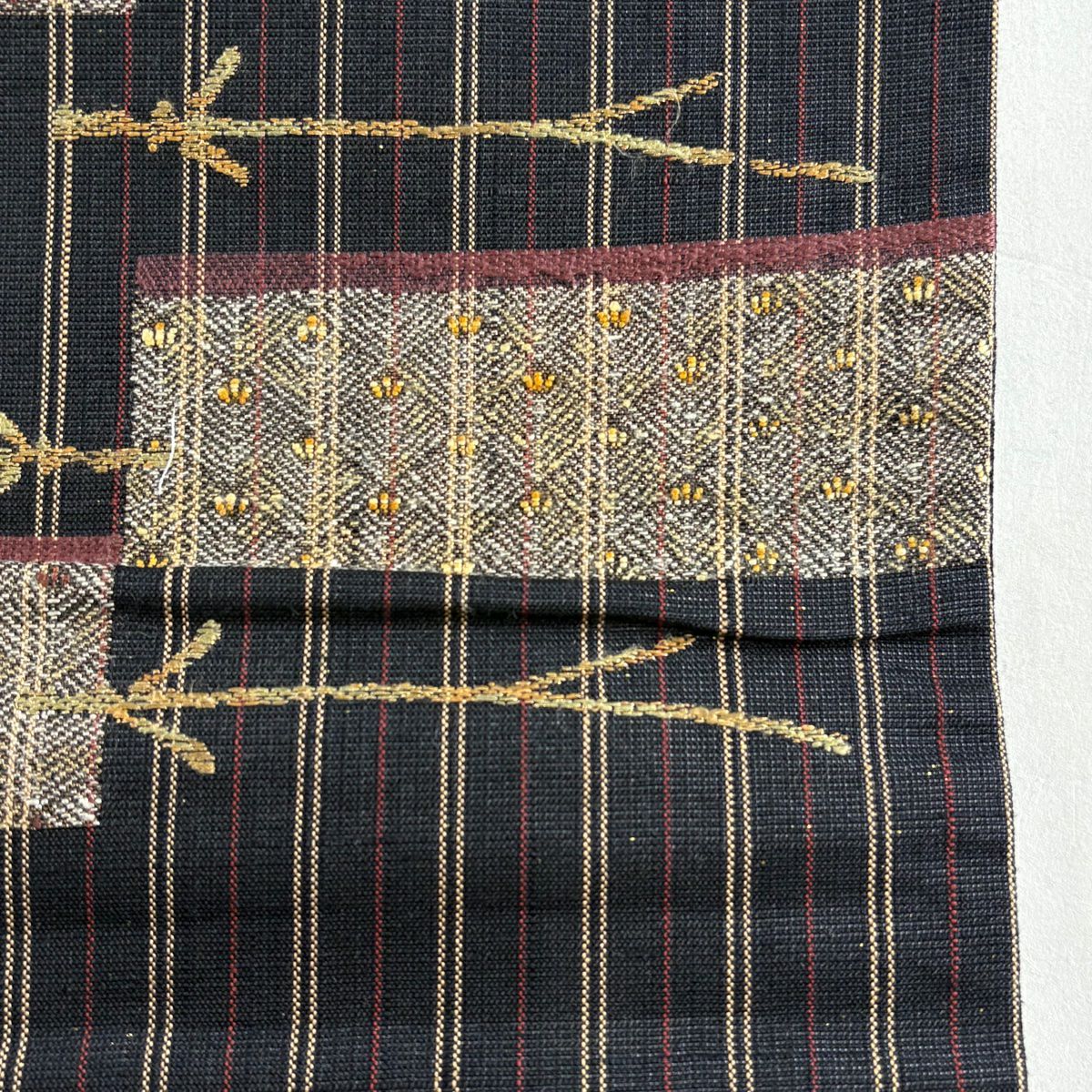 袋帶 秀品級 紬織織 縞 松樹葉 金絲 金通 墨 黑 お太鼓圖案 純蠶絲