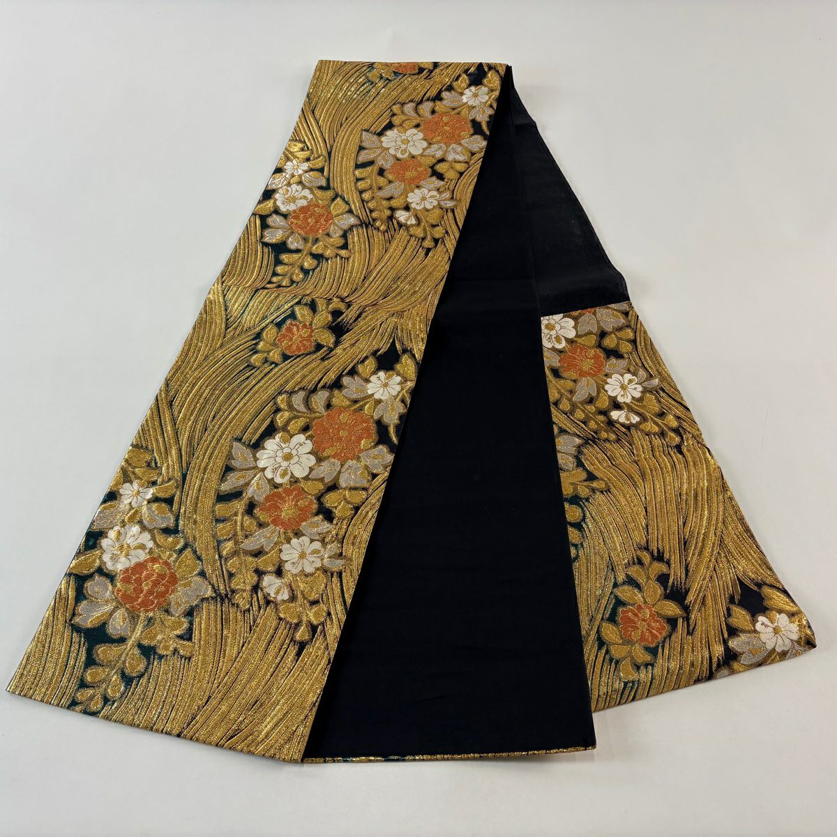 【美品】 袋帶 秀品級 振袖禮服禮服用 草花紋 金銀彩 金金箔 金色 六通 純蠶絲