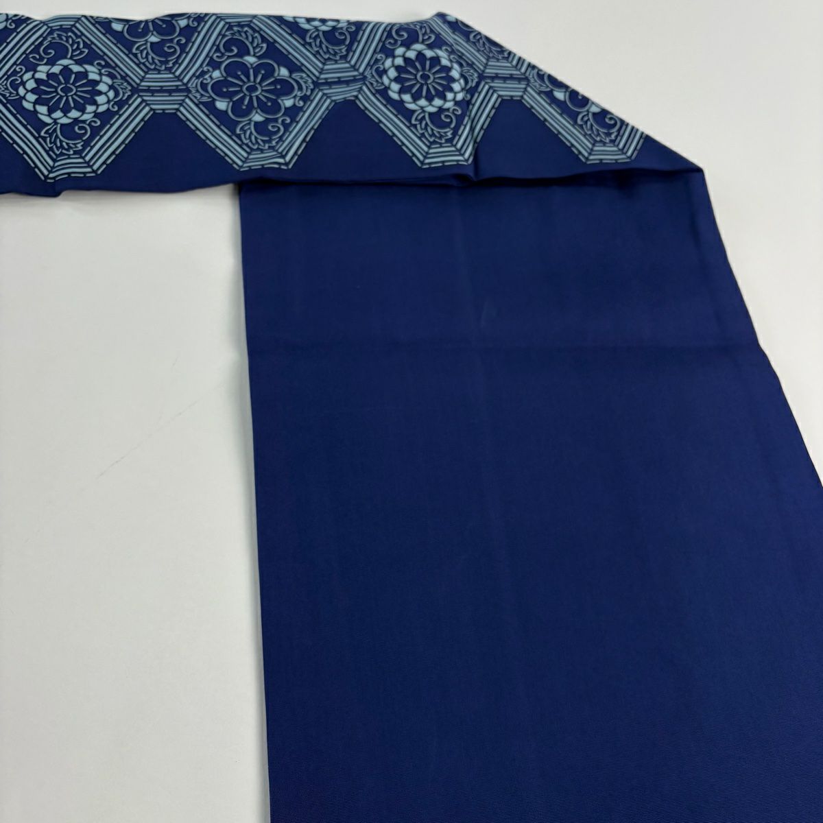 【美品】名古屋帶 秀品級 花唐草紋 深藍 純蠶絲