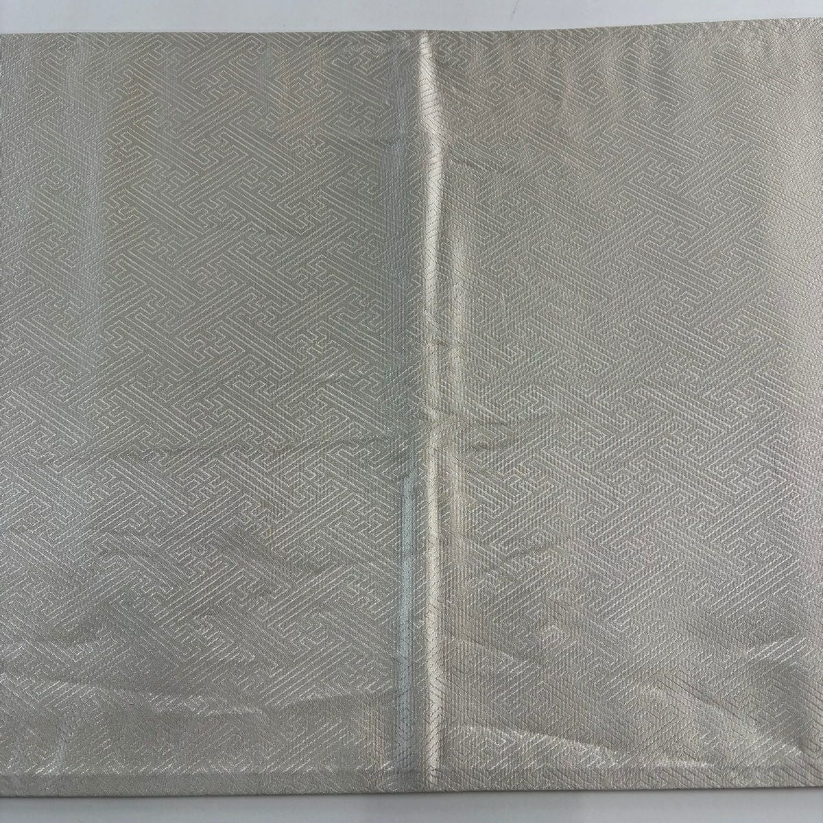 【美品】袋帶 秀品級 吉祥寶物錦 華紋 花唐草紋 金銀彩 金金箔 奶油色 六通 純蠶絲