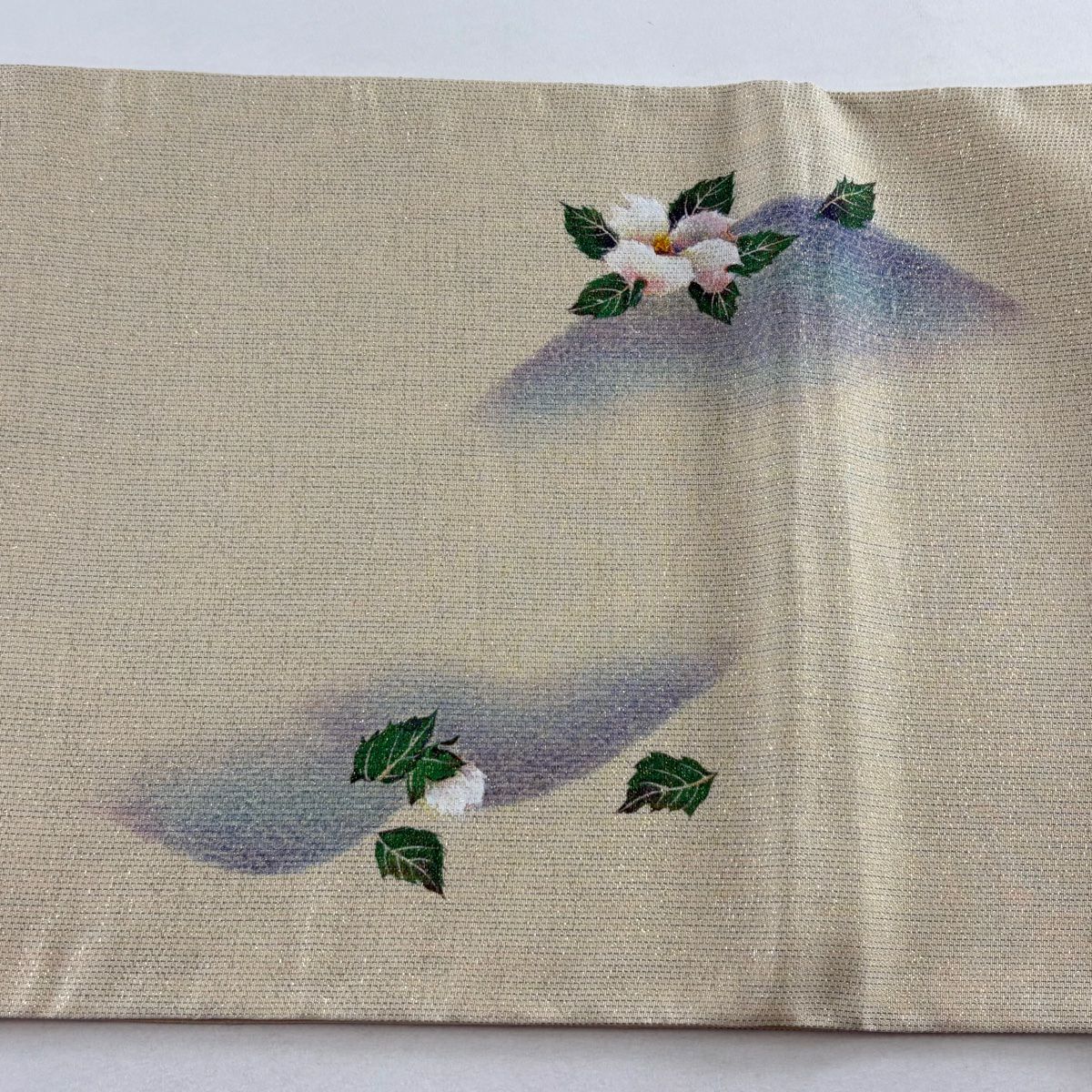 【美品】 袋帶 秀品級 附有落款 草花紋紋 山並紋 金通し 米色 大鼓圖案 純蠶絲