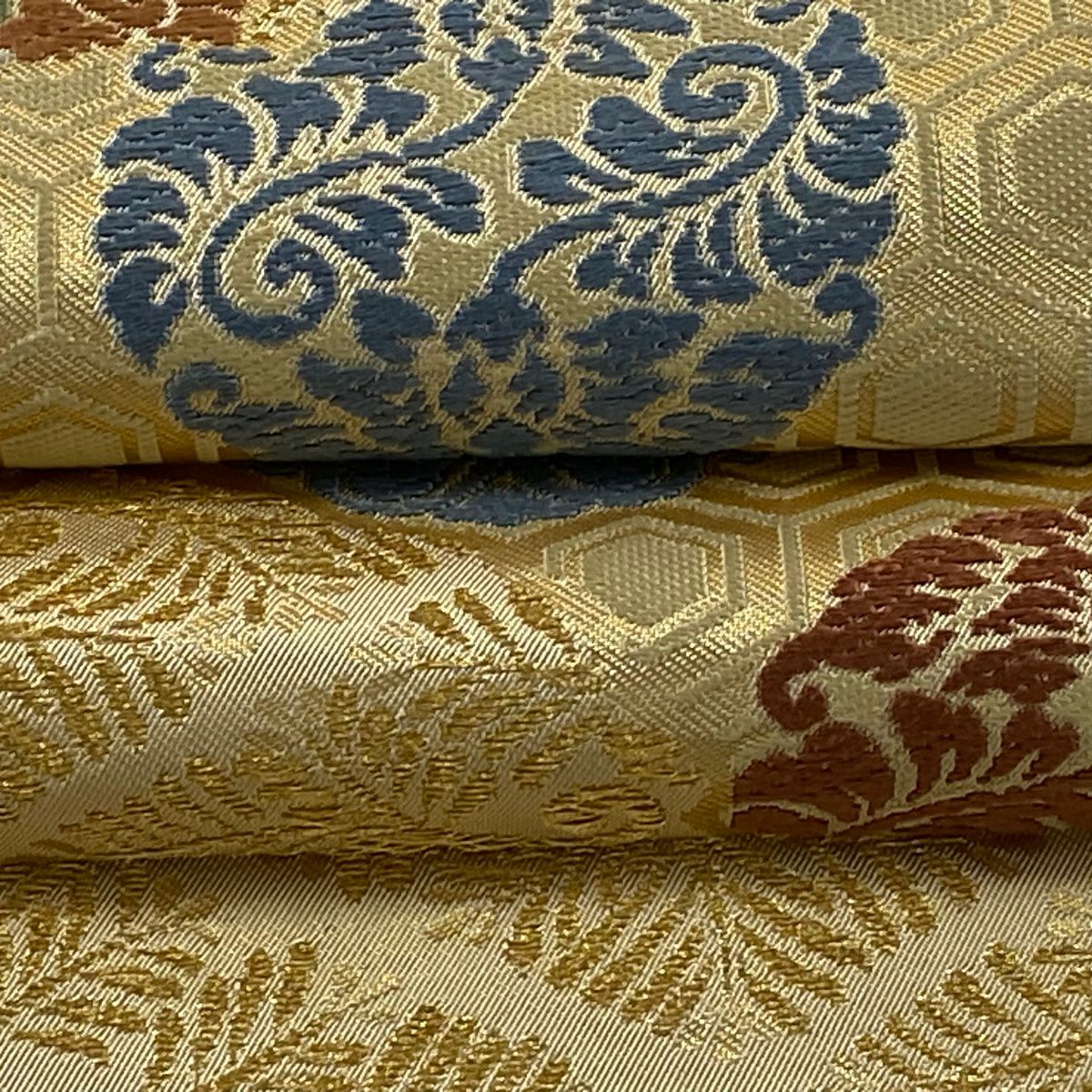 袋帶 逸品級 川島織物 落款 花唐草紋 龜甲紋 金糸 金金箔 米色 六通 純蠶絲