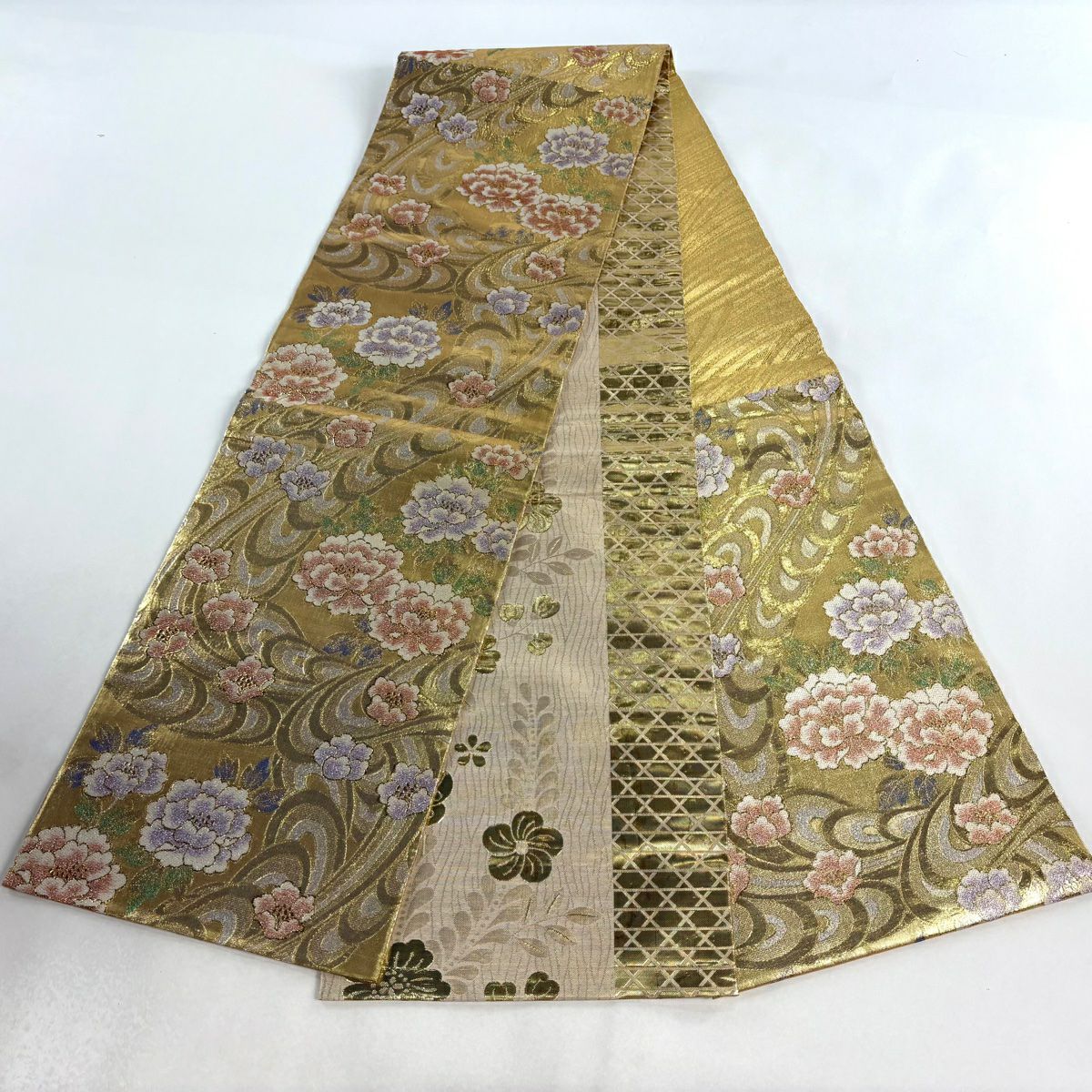 【美品】 袋帶 秀品級 牡丹 流水 金金箔 金色 六通 純蠶絲