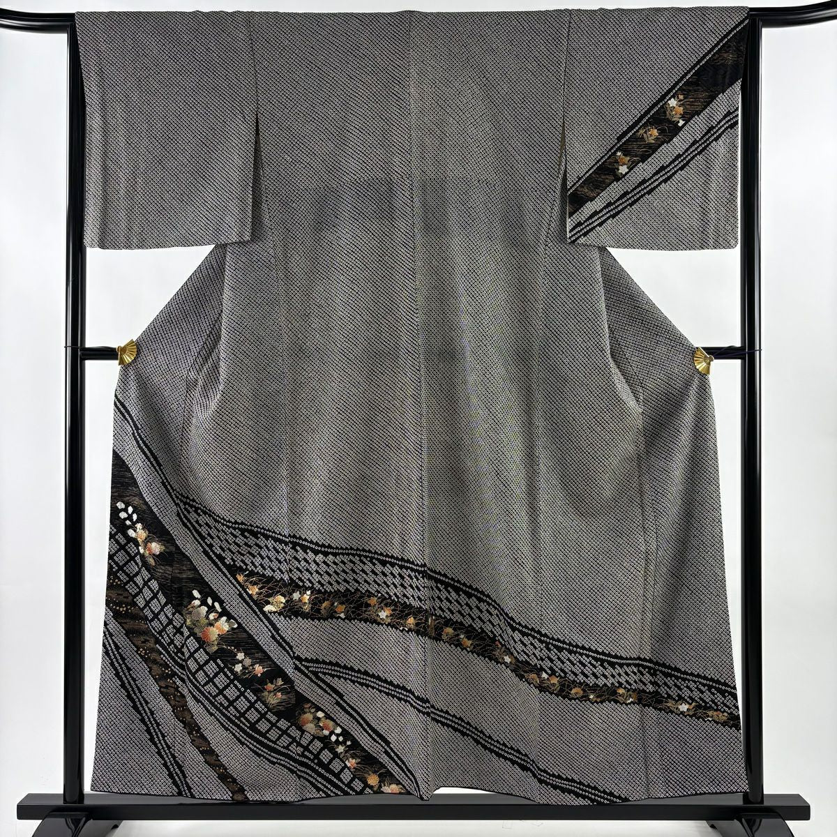 【美品】訪問服 身長154.5cm 袖長64.5cm M 雙層 秋草紋 霞 總絞染 金銀彩 黑 純蠶絲 名品級