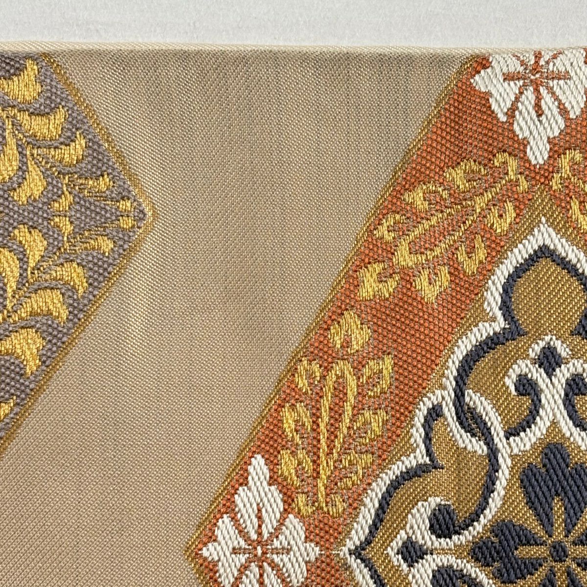 袋帶 名品級 川島織物 落款あり 關西仕立 雙菱 花菱 刺繡 金金箔 米色 六通 純蠶絲