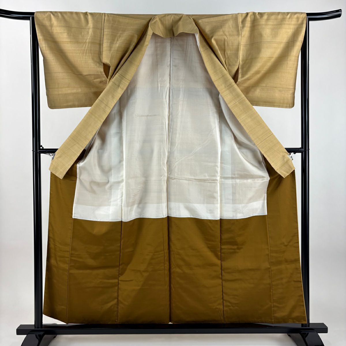 【美品】 紬織 身長159cm 袖長64cm M 雙層 段紋 薄黃土 純蠶絲 秀品級