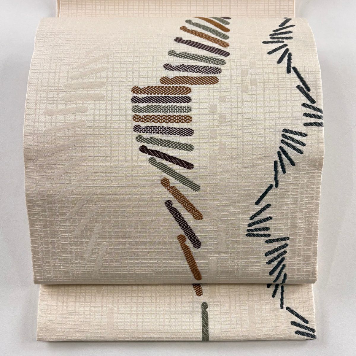 【美品】 開口名古屋帶 優品級 幾何圖案 奶油色 純蠶絲