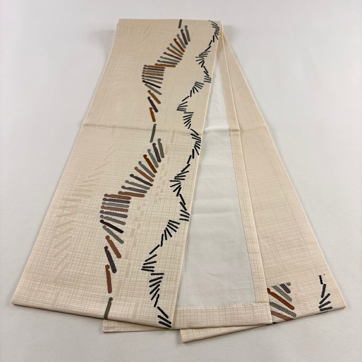 【美品】 開口名古屋帶 優品級 幾何圖案 奶油色 純蠶絲