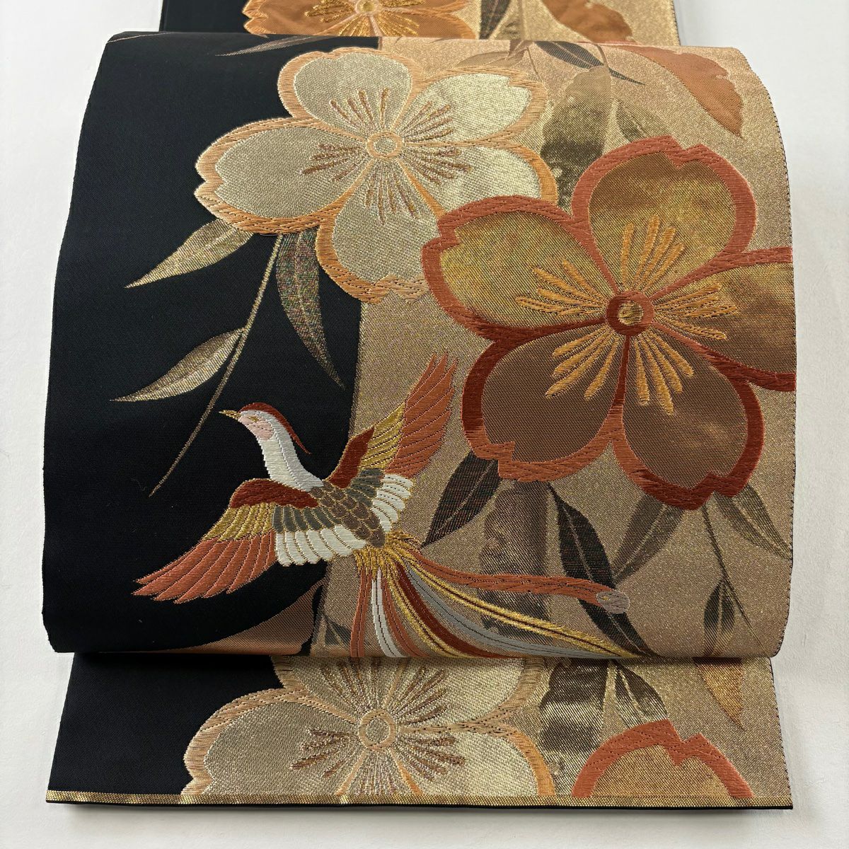 【美品】 袋帶 秀品級 尾長鳥 櫻花 唐織 金絲 金 六通 純蠶絲