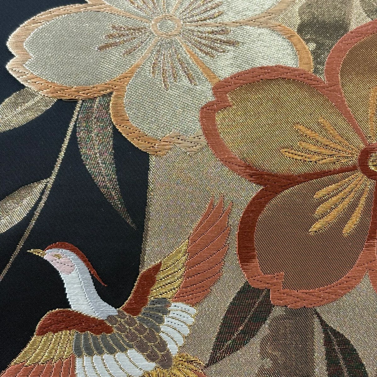 【美品】 袋帶 秀品級 尾長鳥 櫻花 唐織 金絲 金 六通 純蠶絲