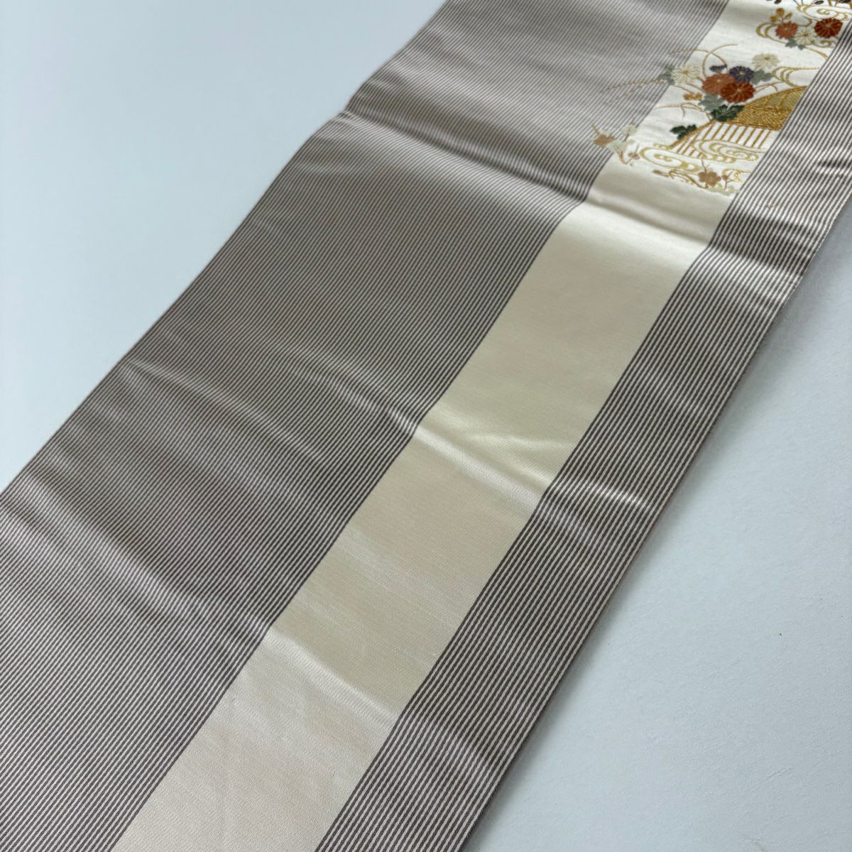 【美品】 袋帶 秀品級 關西仕立 花丸紋 縞 金絲 金金箔 茶 六通 純蠶絲