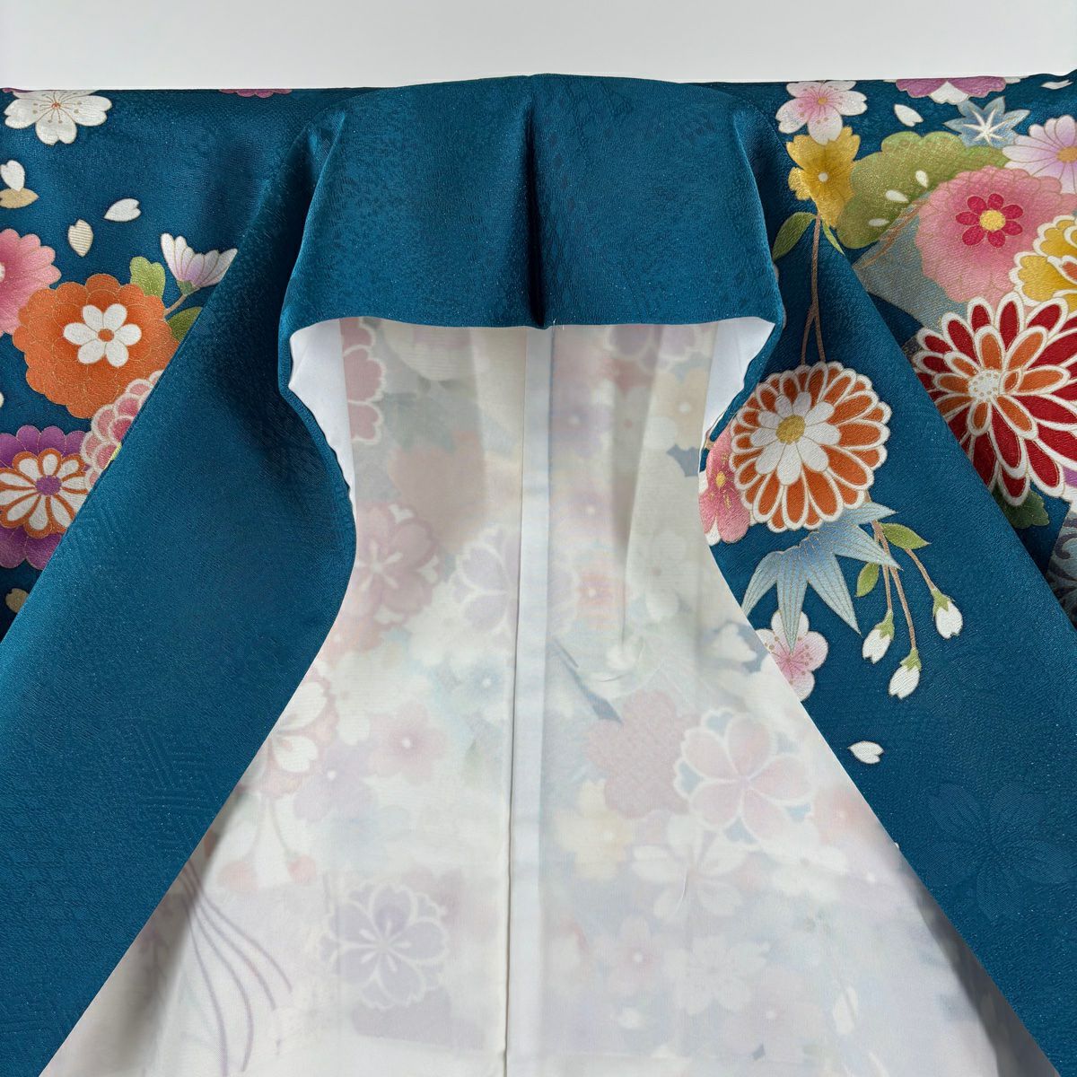 振袖禮服 身長169.5cm 袖長68cm L 雙層 菊花 草花紋紋 銀通 金絲 青綠 純蠶絲 逸品級