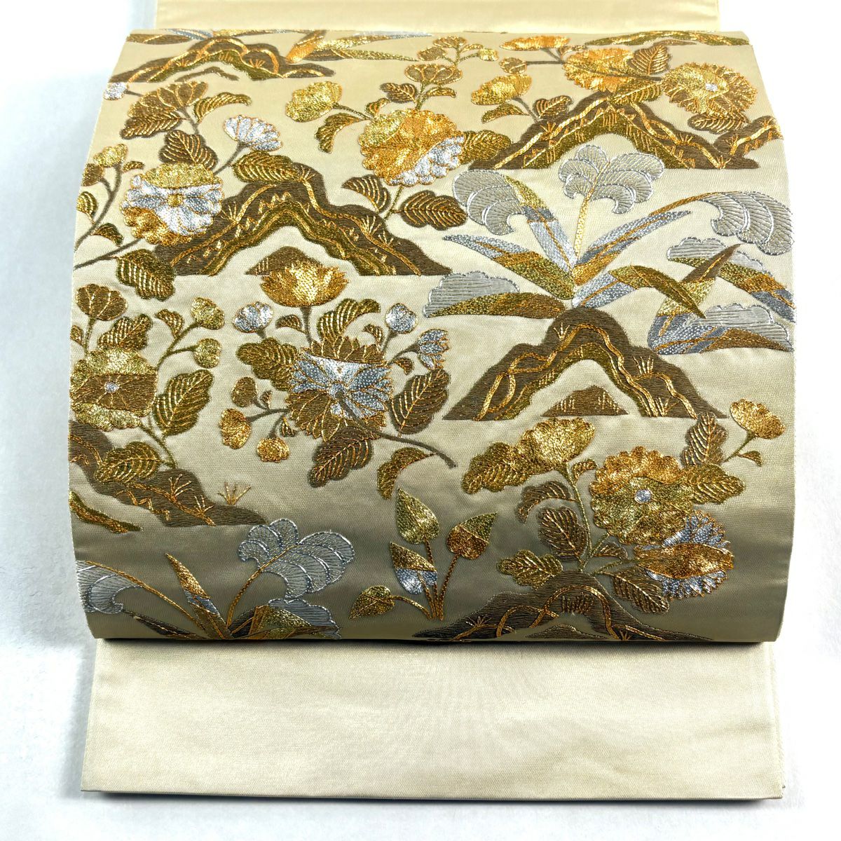 袋帶 逸品級 菊花花 金銀彩 刺繡 米色 大鼓圖案 純蠶絲