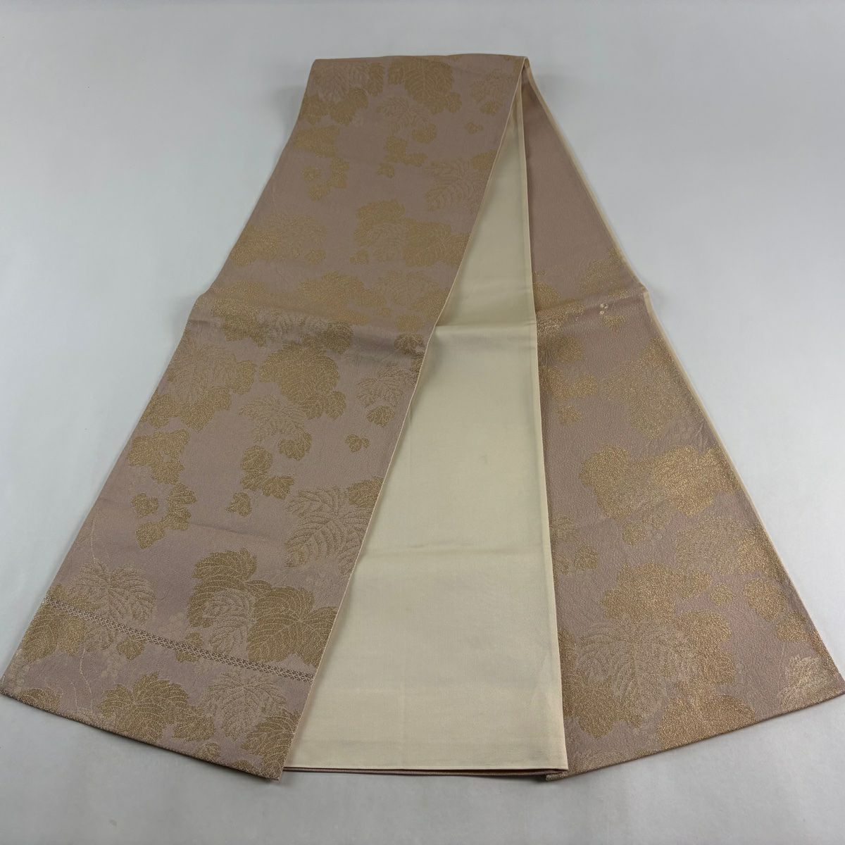 【美品】 袋帶 秀品級 關西仕立 葡萄 金金箔 粉米色 六通 純蠶絲