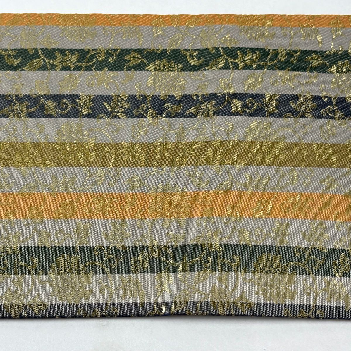 【美品】 名古屋帶 秀品級 花唐草紋 縞 金金箔 灰色 純蠶絲