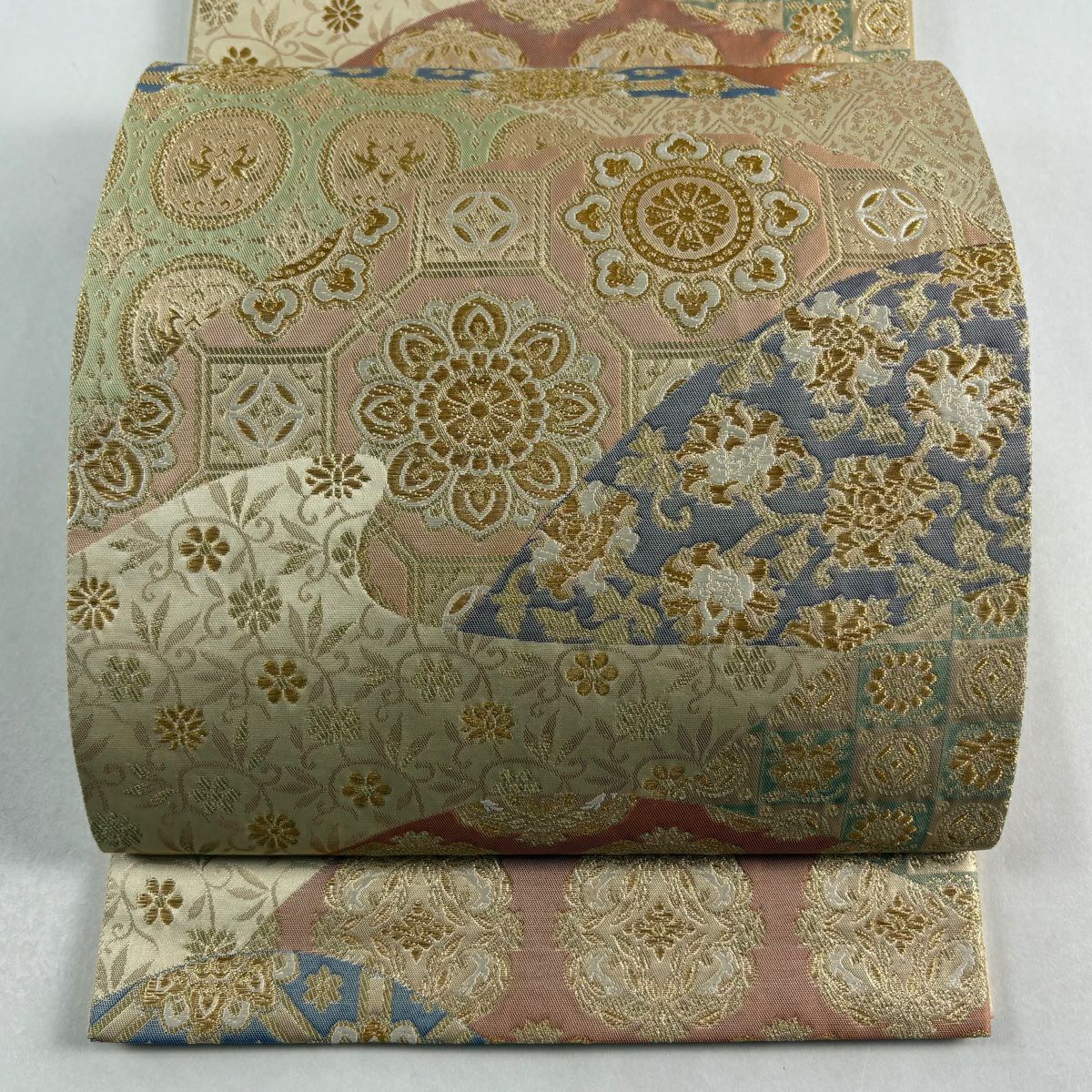 【美品】 袋帶 秀品級 名物裂正倉院文 華紋 花唐草紋 金絲 金金箔 米色 六通 純蠶絲
