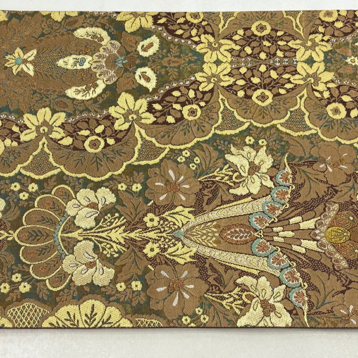 【美品】 袋帶 逸品級 洛陽織物 落款あり 欧風華飾文 金金箔 金糸 茶 六通 純蠶絲