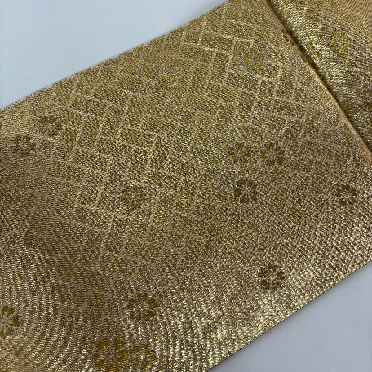【美品】 袋帶 秀品級 振袖禮服禮服用 櫻花 金絲 金金箔 金色 六通 純蠶絲
