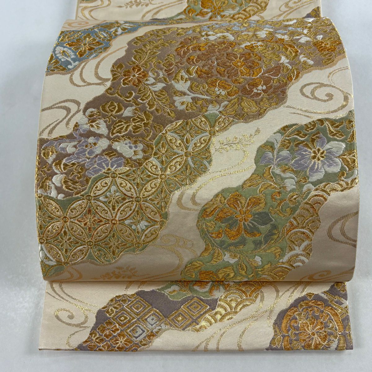 【美品】 袋帶 秀品級 華紋 七寶 金銀彩 金金箔 米色 六通 純蠶絲