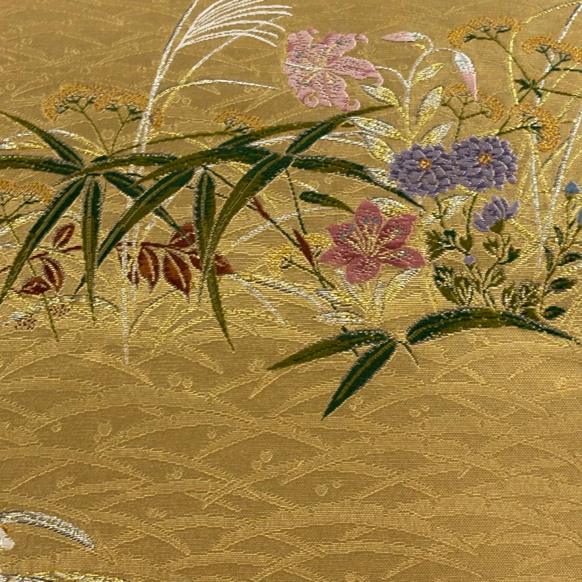 【美品】 名古屋帶 秀品級 附落款 草花紋 金銀彩 刺繡 黃土 純蠶絲