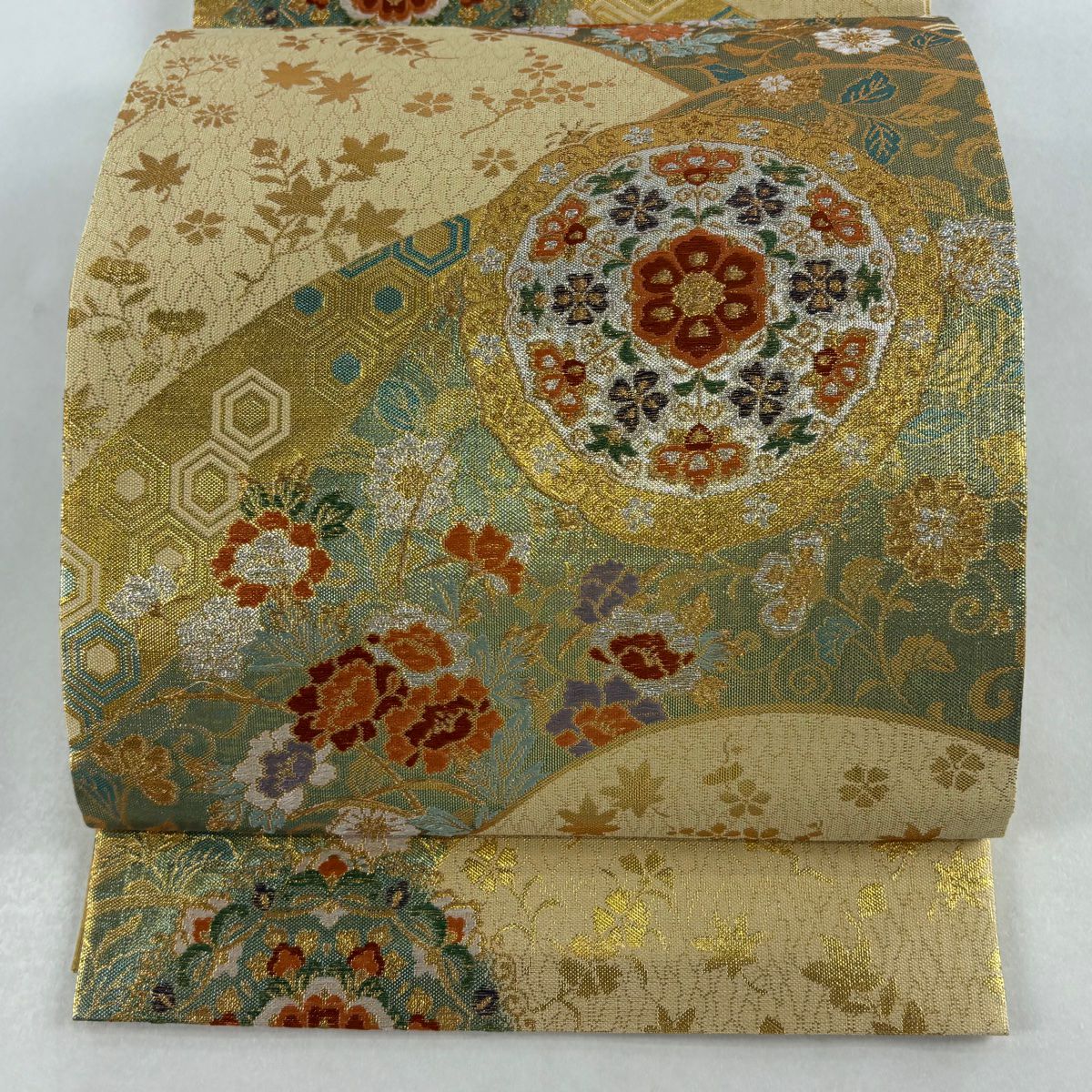 【美品】 袋帶 秀品級 華紋 草花紋 金絲 金金箔 金色 六通 純蠶絲
